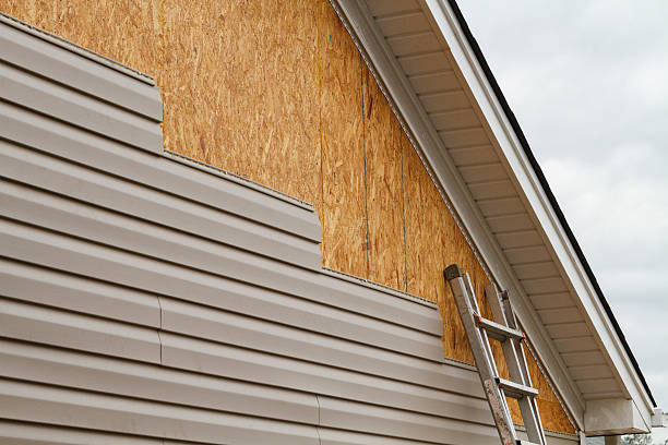24/7 Emergency Storm Damage Siding Repair experts in Petersburg, WV